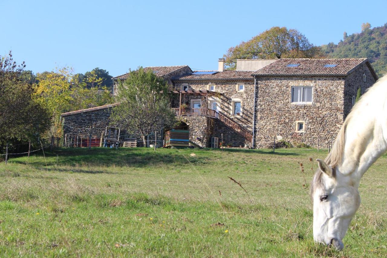 Bed and Breakfast L'Attrape Reve Saint-Vincent-de-Barres Esterno foto