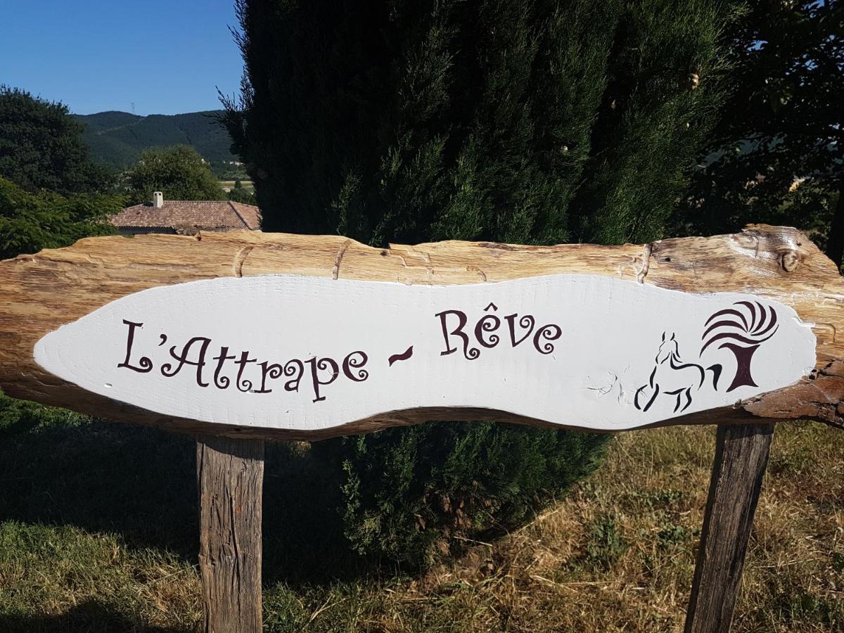 Bed and Breakfast L'Attrape Reve Saint-Vincent-de-Barres Esterno foto